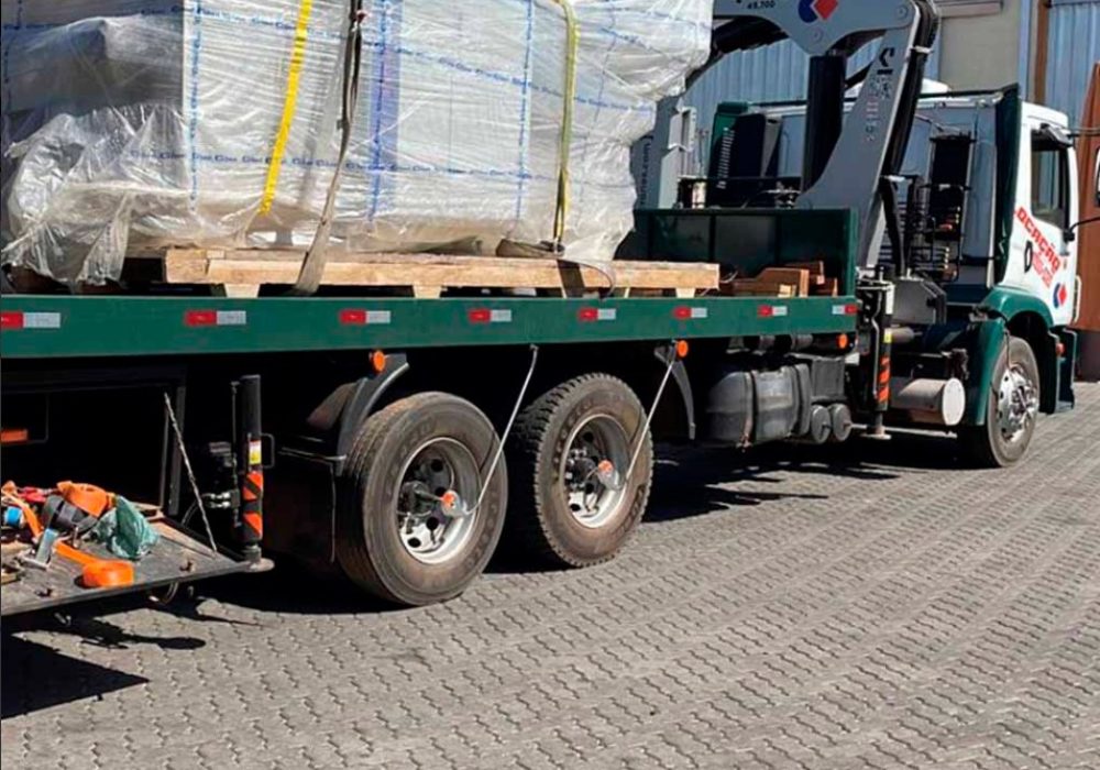 site caminhao munck.jpg 002.jpg